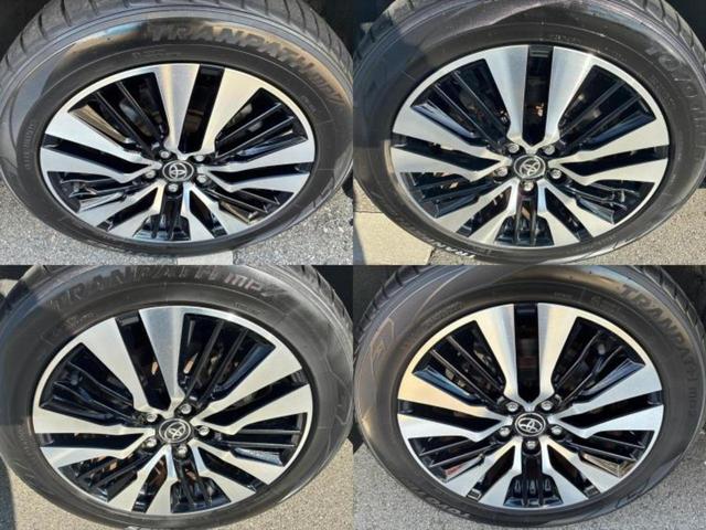 ヴェルファイア ＺＧ　サンルーフ／純正エアロ／保証書／社外　１１インチ　ＳＤナビ／フリップダウンモニター　社外　１２．８インチ／衝突安全装置／両側電動スライドドア／シートヒーター　前席／車線逸脱防止支援システム　革シート（67枚目）