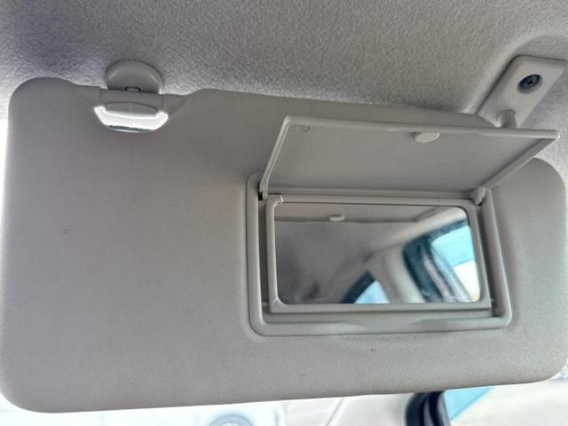 ノート Ｘ　新品タイヤ／純正　ＳＤナビ／ＥＴＣ／ＥＢＤ付ＡＢＳ／アイドリングストップ／フルセグＴＶ／エアバッグ　運転席／エアバッグ　助手席／パワーウインドウ／エンジンスタートボタン／キーレスエントリー（40枚目）