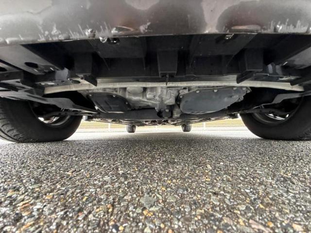 ノート Ｘ　新品タイヤ／純正　ＳＤナビ／ＥＴＣ／ＥＢＤ付ＡＢＳ／アイドリングストップ／フルセグＴＶ／エアバッグ　運転席／エアバッグ　助手席／パワーウインドウ／エンジンスタートボタン／キーレスエントリー（46枚目）