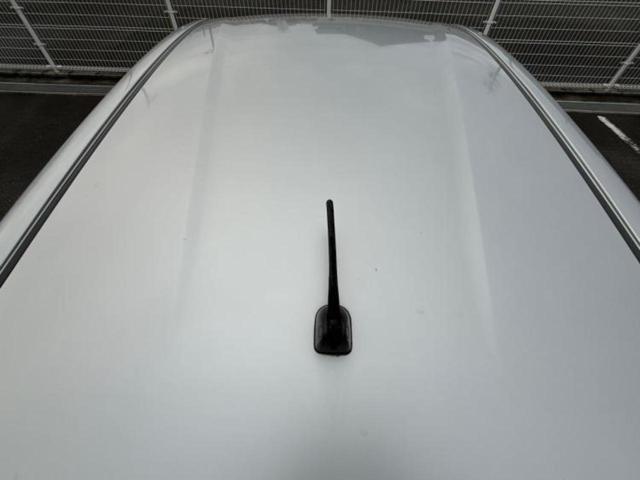 ノート Ｘ　新品タイヤ／純正　ＳＤナビ／ＥＴＣ／ＥＢＤ付ＡＢＳ／アイドリングストップ／フルセグＴＶ／エアバッグ　運転席／エアバッグ　助手席／パワーウインドウ／エンジンスタートボタン／キーレスエントリー（47枚目）