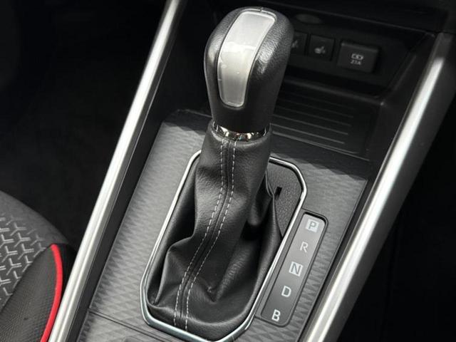 ライズ ハイブリッドＺ　保証書／純正　９インチ　ＳＤナビ／衝突安全装置／シートヒーター／車線逸脱防止支援システム／ヘッドランプ　ＬＥＤ／Ｂｌｕｅｔｏｏｔｈ接続／ＥＴＣ／ＥＢＤ付ＡＢＳ／横滑り防止装置／アイドリングストップ（18枚目）