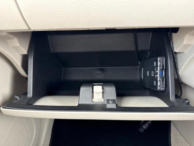 アルトラパン L 保証書/社外 SDナビ/衝突安全装置/シートヒーター/ヘッドランプ HID/Bluetooth接続/ETC/EBD付ABS/横滑り防止装置/アイドリングストップ/DVD/エアバッグ 運転席 DVD再生(34枚目)