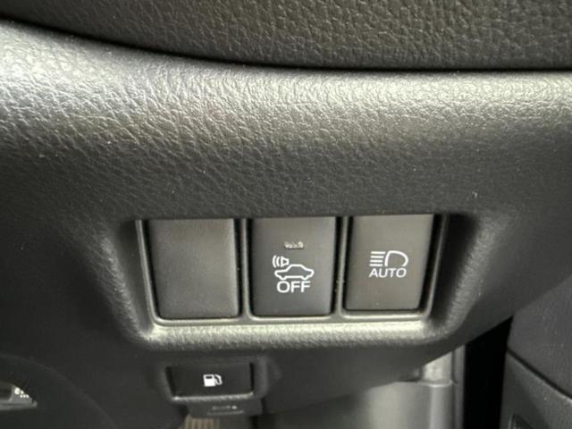 Ｃ－ＨＲ Ｇ　新品タイヤ／純正　９インチ　ＳＤナビ／衝突安全装置／シートヒーター／車線逸脱防止支援システム／シート　ハーフレザー／ヘッドランプ　ＬＥＤ／ＥＴＣ／ＥＢＤ付ＡＢＳ／横滑り防止装置　衝突被害軽減システム（29枚目）