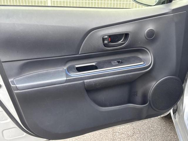 アクア Ｓ　新品タイヤ／保証書／社外　メモリーナビ／ドライブレコーダー　社外／Ｂｌｕｅｔｏｏｔｈ接続／ＥＴＣ／ＥＢＤ付ＡＢＳ／横滑り防止装置／アイドリングストップ／バックモニター／ワンセグＴＶ／エアバッグ　運転席（23枚目）