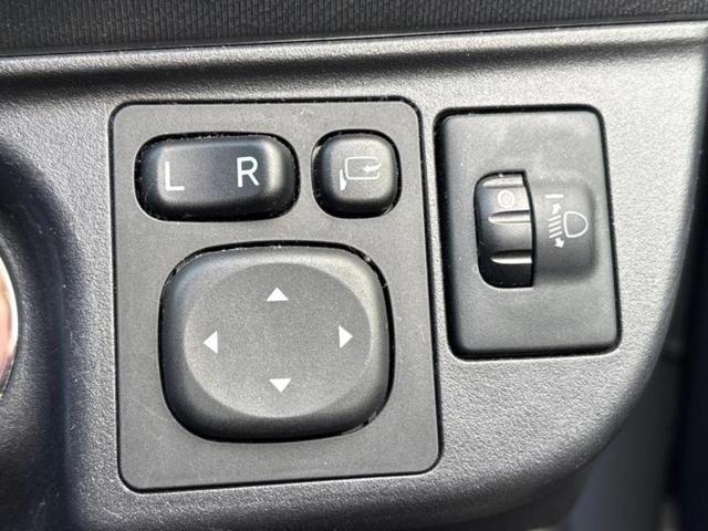 アクア Ｓ　新品タイヤ／保証書／社外　メモリーナビ／ドライブレコーダー　社外／Ｂｌｕｅｔｏｏｔｈ接続／ＥＴＣ／ＥＢＤ付ＡＢＳ／横滑り防止装置／アイドリングストップ／バックモニター／ワンセグＴＶ／エアバッグ　運転席（27枚目）