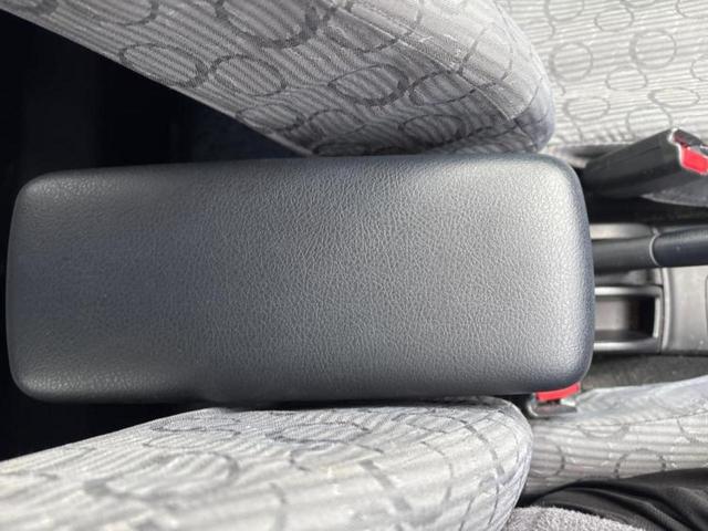 アクア Ｓ　新品タイヤ／保証書／社外　メモリーナビ／ドライブレコーダー　社外／Ｂｌｕｅｔｏｏｔｈ接続／ＥＴＣ／ＥＢＤ付ＡＢＳ／横滑り防止装置／アイドリングストップ／バックモニター／ワンセグＴＶ／エアバッグ　運転席（32枚目）