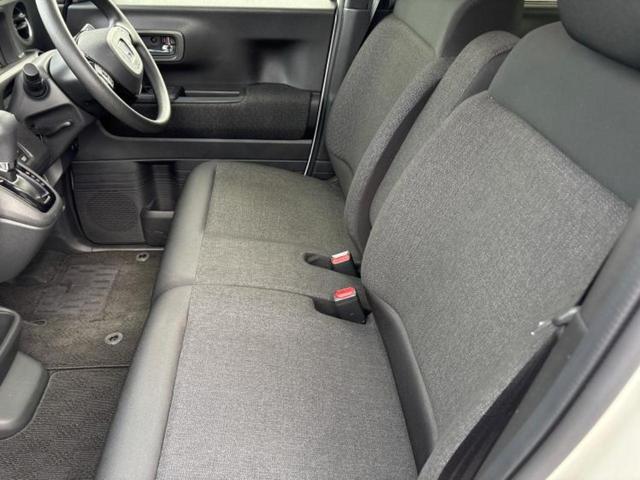 Ｎ－ＢＯＸカスタム ヒョウジュン　保証書／ディスプレイオーディオ８インチ／ホンダセンシング／電動スライドドア／シートヒーター　前席／車線逸脱防止支援システム／ヘッドランプ　ＬＥＤ／Ｂｌｕｅｔｏｏｔｈ接続／ＥＢＤ付ＡＢＳ　バックカメラ（6枚目）