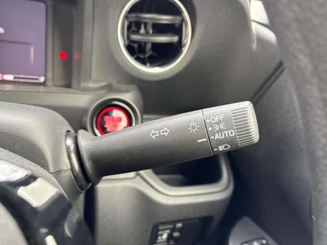 Ｎ－ＢＯＸカスタム ヒョウジュン　保証書／ディスプレイオーディオ８インチ／ホンダセンシング／電動スライドドア／シートヒーター　前席／車線逸脱防止支援システム／ヘッドランプ　ＬＥＤ／Ｂｌｕｅｔｏｏｔｈ接続／ＥＢＤ付ＡＢＳ　バックカメラ（13枚目）