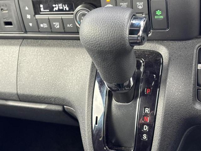 Ｎ－ＢＯＸカスタム ヒョウジュン　保証書／ディスプレイオーディオ８インチ／ホンダセンシング／電動スライドドア／シートヒーター　前席／車線逸脱防止支援システム／ヘッドランプ　ＬＥＤ／Ｂｌｕｅｔｏｏｔｈ接続／ＥＢＤ付ＡＢＳ　バックカメラ（15枚目）