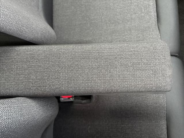 Ｎ－ＢＯＸカスタム ヒョウジュン　保証書／ディスプレイオーディオ８インチ／ホンダセンシング／電動スライドドア／シートヒーター　前席／車線逸脱防止支援システム／ヘッドランプ　ＬＥＤ／Ｂｌｕｅｔｏｏｔｈ接続／ＥＢＤ付ＡＢＳ　バックカメラ（28枚目）