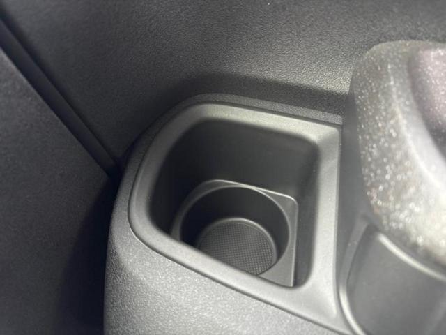 Ｎ－ＢＯＸカスタム ヒョウジュン　保証書／ディスプレイオーディオ８インチ／ホンダセンシング／電動スライドドア／シートヒーター　前席／車線逸脱防止支援システム／ヘッドランプ　ＬＥＤ／Ｂｌｕｅｔｏｏｔｈ接続／ＥＢＤ付ＡＢＳ　バックカメラ（32枚目）