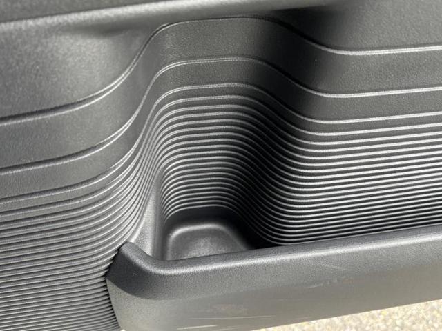 Ｎ－ＢＯＸカスタム ヒョウジュン　保証書／ディスプレイオーディオ８インチ／ホンダセンシング／電動スライドドア／シートヒーター　前席／車線逸脱防止支援システム／ヘッドランプ　ＬＥＤ／Ｂｌｕｅｔｏｏｔｈ接続／ＥＢＤ付ＡＢＳ　バックカメラ（33枚目）