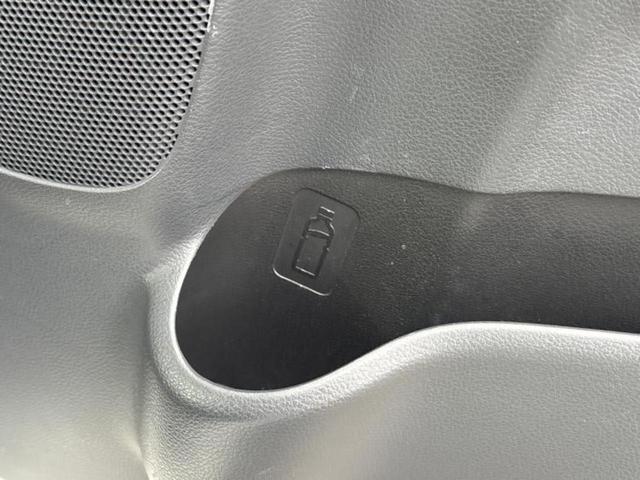 �i�r�A�h�����R�A�d�s�b�A�t���b�v�_�E�����j�^�[�A�f�W�^���C���i�[�~���[�������c��t���\�ł��I�I�v�V�������L�x�Ɏ�葵���Ă���܂��̂ł����S���������I