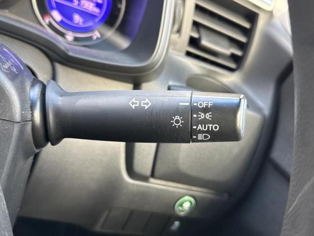 フィット １３Ｇ・Ｌパッケージ　保証書／純正　ＳＤナビ／ドライブレコーダー　前後／Ｂｌｕｅｔｏｏｔｈ接続／ＥＴＣ／ＥＢＤ付ＡＢＳ／横滑り防止装置／アイドリングストップ／バックモニター／ワンセグＴＶ／ＤＶＤ／エアバッグ　運転席（16枚目）