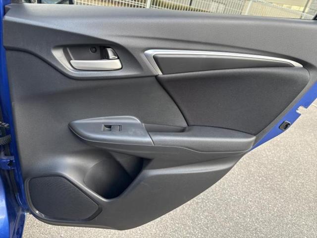 フィット １３Ｇ・Ｌパッケージ　保証書／純正　ＳＤナビ／ドライブレコーダー　前後／Ｂｌｕｅｔｏｏｔｈ接続／ＥＴＣ／ＥＢＤ付ＡＢＳ／横滑り防止装置／アイドリングストップ／バックモニター／ワンセグＴＶ／ＤＶＤ／エアバッグ　運転席（22枚目）