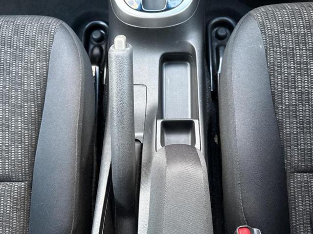 フィット １３Ｇ・Ｌパッケージ　保証書／純正　ＳＤナビ／ドライブレコーダー　前後／Ｂｌｕｅｔｏｏｔｈ接続／ＥＴＣ／ＥＢＤ付ＡＢＳ／横滑り防止装置／アイドリングストップ／バックモニター／ワンセグＴＶ／ＤＶＤ／エアバッグ　運転席（38枚目）