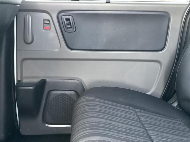 フリードハイブリッド ハイブリッドＧホンダセンシング　新品タイヤ／保証書／純正　ＳＤナビ／ホンダセンシング／両側電動スライドドア／車線逸脱防止支援システム／シート　ハーフレザー／ドライブレコーダー　前後／ヘッドランプ　ＬＥＤ／Ｂｌｕｅｔｏｏｔｈ接続（24枚目）