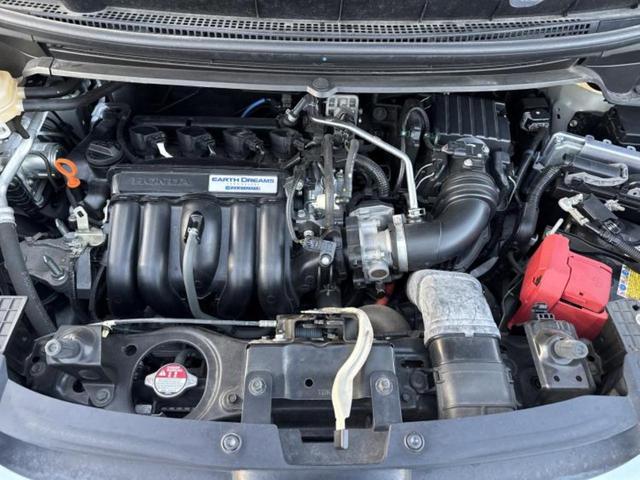 フリードハイブリッド ハイブリッドＧホンダセンシング　新品タイヤ／保証書／純正　ＳＤナビ／ホンダセンシング／両側電動スライドドア／車線逸脱防止支援システム／シート　ハーフレザー／ドライブレコーダー　前後／ヘッドランプ　ＬＥＤ／Ｂｌｕｅｔｏｏｔｈ接続（50枚目）