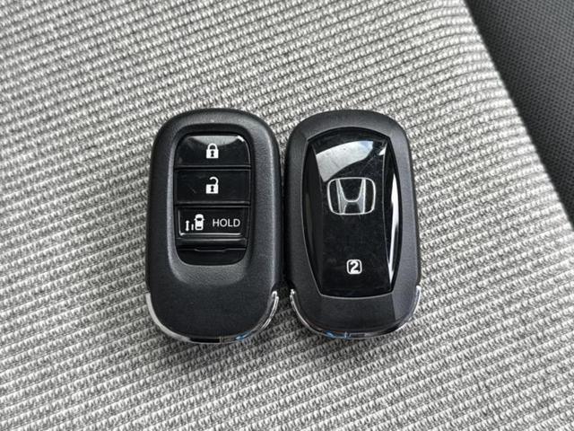 Ｎ－ＢＯＸ ヒョウジュン　保証書／ホンダセンシング／電動スライドドア／車線逸脱防止支援システム／ヘッドランプ　ＬＥＤ／ＥＢＤ付ＡＢＳ／横滑り防止装置／アイドリングストップ／禁煙車／エアバッグ　運転席／エアバッグ　助手席（29枚目）