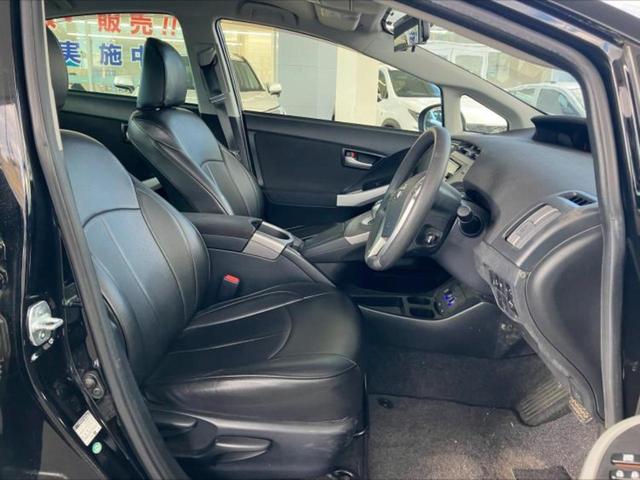 プリウス Ｓ　新品タイヤ／保証書／純正　ＨＤＤナビ／ヘッドランプ　ＨＩＤ／Ｂｌｕｅｔｏｏｔｈ接続／ＥＴＣ／ＥＢＤ付ＡＢＳ／横滑り防止装置／アイドリングストップ／クルーズコントロール／バックモニター／フルセグＴＶ（5枚目）