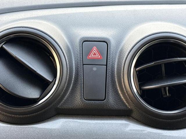 スイフト ハイブリッドＭＧ　社外　ナビ／セーフティサポート（スズキ）／シートヒーター　運転席／車線逸脱防止支援システム／ドライブレコーダー　前後／Ｂｌｕｅｔｏｏｔｈ接続／ＥＴＣ／ＥＢＤ付ＡＢＳ／横滑り防止装置　バックカメラ（29枚目）