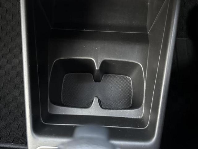 スイフト ハイブリッドＭＧ　社外　ナビ／セーフティサポート（スズキ）／シートヒーター　運転席／車線逸脱防止支援システム／ドライブレコーダー　前後／Ｂｌｕｅｔｏｏｔｈ接続／ＥＴＣ／ＥＢＤ付ＡＢＳ／横滑り防止装置　バックカメラ（37枚目）