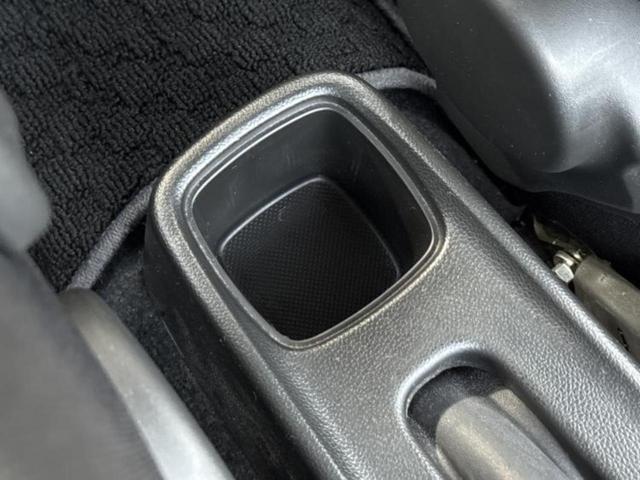 スイフト ハイブリッドＭＧ　社外　ナビ／セーフティサポート（スズキ）／シートヒーター　運転席／車線逸脱防止支援システム／ドライブレコーダー　前後／Ｂｌｕｅｔｏｏｔｈ接続／ＥＴＣ／ＥＢＤ付ＡＢＳ／横滑り防止装置　バックカメラ（40枚目）