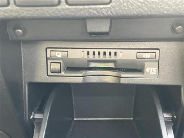 アルファード Ｘ　保証書／純正　９インチ　ＳＤナビ／フリップダウンモニター　純正　１２．８インチ／衝突安全装置／両側電動スライドドア／車線逸脱防止支援システム／ヘッドランプ　ＬＥＤ／Ｂｌｕｅｔｏｏｔｈ接続　バックカメラ（14枚目）