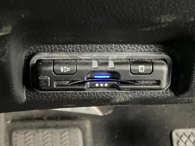ヴェゼル ｅＨＥＶ　Ｚ　新品タイヤ／保証書／純正　９インチ　メモリーナビ／ホンダセンシング／シートヒーター／車線逸脱防止支援システム／シート　ハーフレザー／電動バックドア／ドライブレコーダー　前後／ヘッドランプ　ＬＥＤ（15枚目）