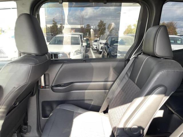 ノア ハイブリッドS-Z モデリスタエアロ/保証書/ディスプレイオーディオ+ナビ10インチ/デジタルインナーミラー/衝突安全装置/両側電動スライドドア/シートヒーター 前席/車線逸脱防止支援システム 衝突被害軽減システム(23枚目)