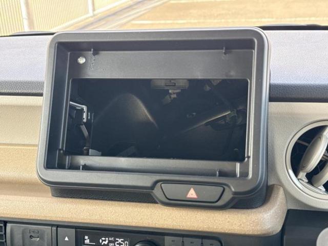 Ｎ－ＢＯＸ ヒョウジュン　保証書／衝突安全装置／電動スライドドア／シートヒーター　前席／車線逸脱防止支援システム／ヘッドランプ　ＬＥＤ／ＥＢＤ付ＡＢＳ／横滑り防止装置／アイドリングストップ／ホンダセンシング／禁煙車（9枚目）