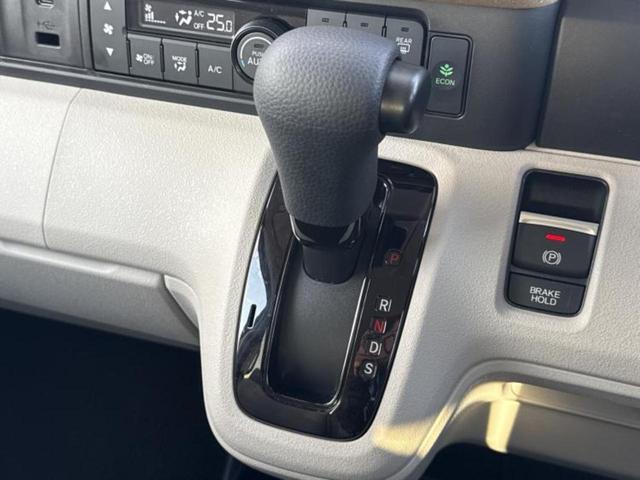 Ｎ－ＢＯＸ ヒョウジュン　保証書／衝突安全装置／電動スライドドア／シートヒーター　前席／車線逸脱防止支援システム／ヘッドランプ　ＬＥＤ／ＥＢＤ付ＡＢＳ／横滑り防止装置／アイドリングストップ／ホンダセンシング／禁煙車（14枚目）