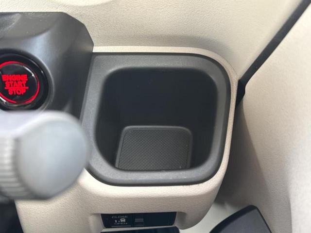 Ｎ－ＢＯＸ ヒョウジュン　保証書／衝突安全装置／電動スライドドア／シートヒーター　前席／車線逸脱防止支援システム／ヘッドランプ　ＬＥＤ／ＥＢＤ付ＡＢＳ／横滑り防止装置／アイドリングストップ／ホンダセンシング／禁煙車（31枚目）