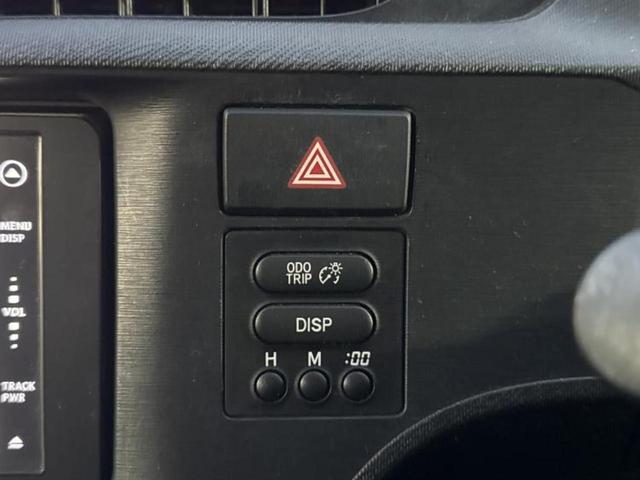 アクア G 純正 SDナビ/ETC/EBD付ABS/横滑り防止装置/アイドリングストップ/バックモニター/ワンセグTV/DVD/エアバッグ 運転席/エアバッグ 助手席/パワーウインドウ/エンジンスタートボタン(39枚目)