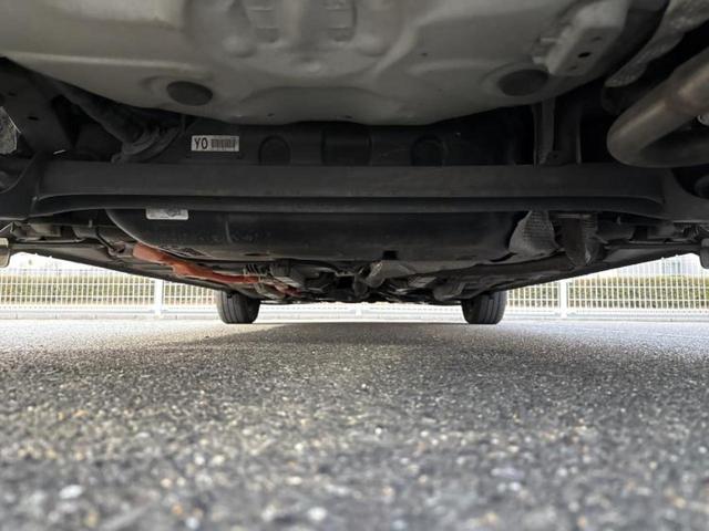 アクア G 純正 SDナビ/ETC/EBD付ABS/横滑り防止装置/アイドリングストップ/バックモニター/ワンセグTV/DVD/エアバッグ 運転席/エアバッグ 助手席/パワーウインドウ/エンジンスタートボタン(46枚目)