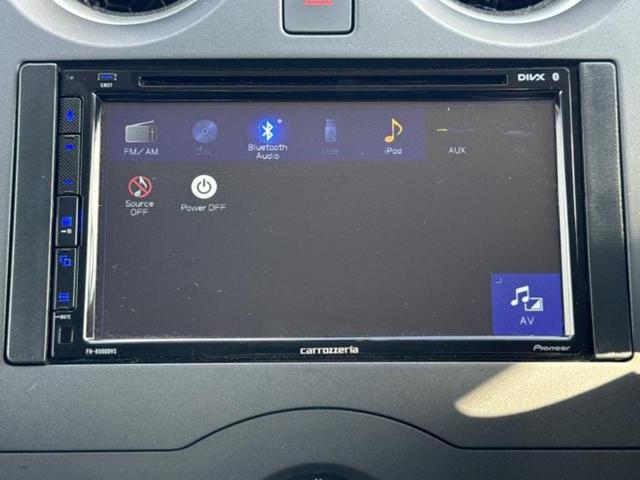 ノート Ｘ　新品タイヤ／保証書／ディスプレイオーディオ／エマージェンシーブレーキ／車線逸脱防止支援システム／Ｂｌｕｅｔｏｏｔｈ接続／ＥＴＣ／ＥＢＤ付ＡＢＳ／横滑り防止装置／アイドリングストップ／エアバッグ　運転席（10枚目）