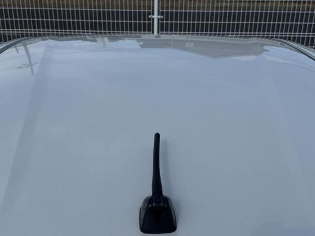 ノート Ｘ　新品タイヤ／保証書／ディスプレイオーディオ／エマージェンシーブレーキ／車線逸脱防止支援システム／Ｂｌｕｅｔｏｏｔｈ接続／ＥＴＣ／ＥＢＤ付ＡＢＳ／横滑り防止装置／アイドリングストップ／エアバッグ　運転席（44枚目）