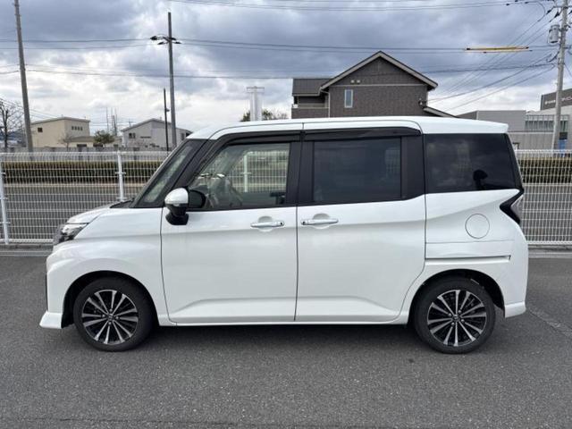 ルーミー カスタムＧ－Ｔ　新品タイヤ／保証書／純正　９インチ　ＳＤナビ／衝突安全装置／両側電動スライドドア／シートヒーター　前席／パノラミックビューモニター／車線逸脱防止支援システム／ドライブレコーダー　社外　全周囲カメラ（2枚目）