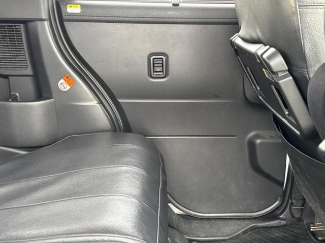 ルーミー カスタムＧ－Ｔ　新品タイヤ／保証書／純正　９インチ　ＳＤナビ／衝突安全装置／両側電動スライドドア／シートヒーター　前席／パノラミックビューモニター／車線逸脱防止支援システム／ドライブレコーダー　社外　全周囲カメラ（24枚目）