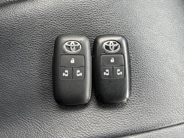 ルーミー カスタムＧ－Ｔ　新品タイヤ／保証書／純正　９インチ　ＳＤナビ／衝突安全装置／両側電動スライドドア／シートヒーター　前席／パノラミックビューモニター／車線逸脱防止支援システム／ドライブレコーダー　社外　全周囲カメラ（34枚目）