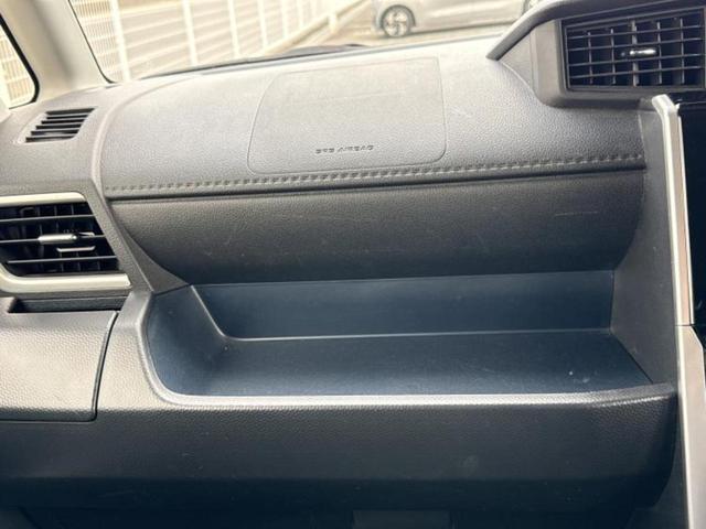 ルーミー カスタムＧ－Ｔ　新品タイヤ／保証書／純正　９インチ　ＳＤナビ／衝突安全装置／両側電動スライドドア／シートヒーター　前席／パノラミックビューモニター／車線逸脱防止支援システム／ドライブレコーダー　社外　全周囲カメラ（42枚目）