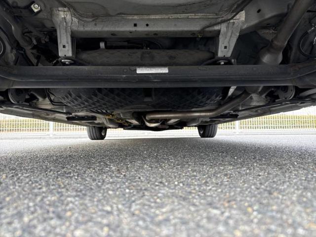 ルーミー カスタムＧ－Ｔ　新品タイヤ／保証書／純正　９インチ　ＳＤナビ／衝突安全装置／両側電動スライドドア／シートヒーター　前席／パノラミックビューモニター／車線逸脱防止支援システム／ドライブレコーダー　社外　全周囲カメラ（46枚目）