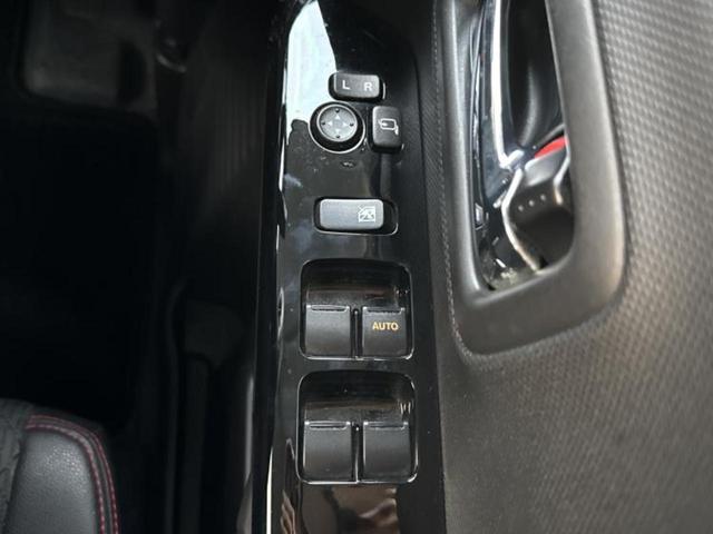 スペーシアカスタム ハイブリッドＸＳ　保証書／純正　ＳＤナビ／衝突安全装置／両側電動スライドドア／シートヒーター／全方位モニター用カメラ／車線逸脱防止支援システム／シート　ハーフレザー／ドライブレコーダー　前後／ヘッドランプ　ＬＥＤ（28枚目）