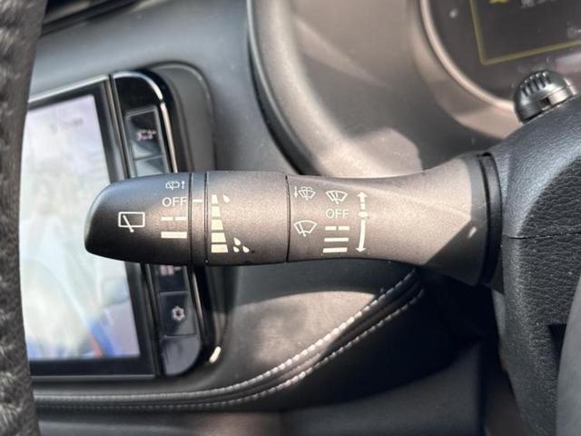 キックス Ｘ　新品タイヤ／保証書／純正　９インチ　ＳＤナビ／エマージェンシーブレーキ／車線逸脱防止支援システム／シート　ハーフレザー／プロパイロット／ヘッドランプ　ＬＥＤ／Ｂｌｕｅｔｏｏｔｈ接続／ＥＴＣ　ＤＶＤ再生（17枚目）