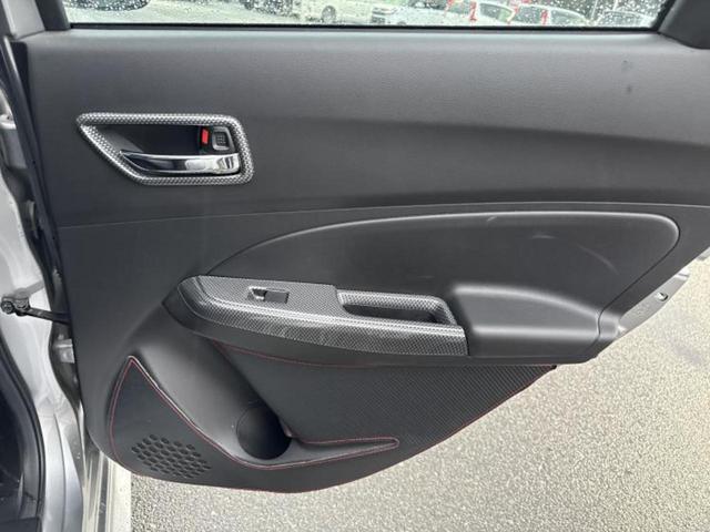 �u���̎Ԃ̎ʐ^�������ƌ������v�u��Ԃ��C�ɂȂ�v�u���̑����͂��Ă���H�v�ǂ�ȏ����ȋ^��ł����C�y�ɂ��₢���킹���������I