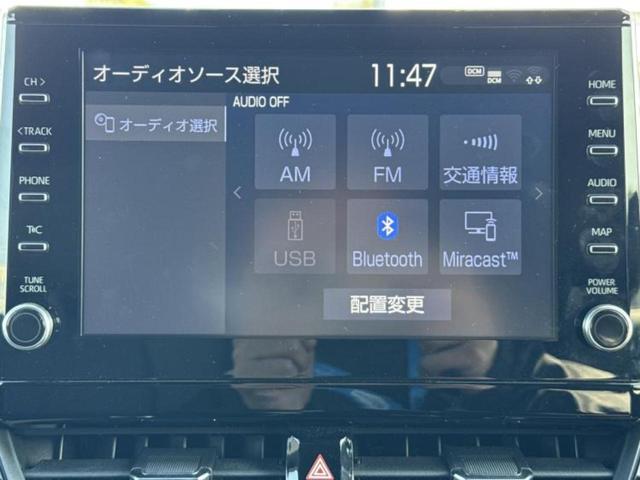 カローラクロス ハイブリッドＺ　新品タイヤ／ガラスルーフ／保証書／ディスプレイオーディオ８インチ／衝突安全装置／シートヒーター／パノラミックビューモニター／車線逸脱防止支援システム／シート　ハーフレザー／電動バックドア　全周囲カメラ（10枚目）