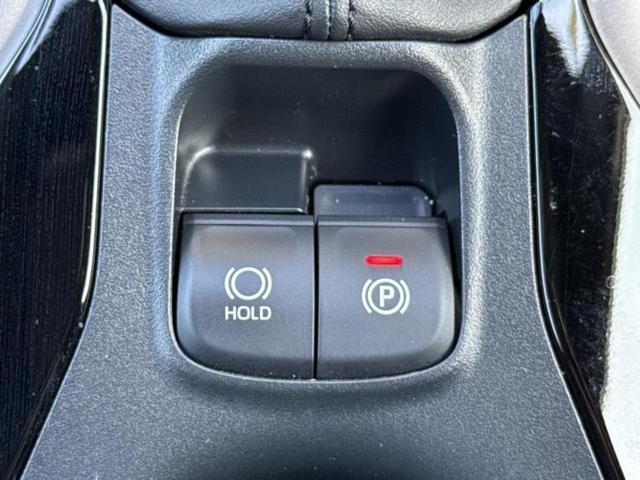 カローラクロス ハイブリッドＺ　新品タイヤ／ガラスルーフ／保証書／ディスプレイオーディオ８インチ／衝突安全装置／シートヒーター／パノラミックビューモニター／車線逸脱防止支援システム／シート　ハーフレザー／電動バックドア　全周囲カメラ（25枚目）