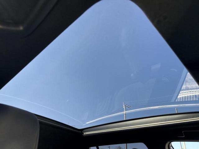 カローラクロス ハイブリッドＺ　新品タイヤ／ガラスルーフ／保証書／ディスプレイオーディオ８インチ／衝突安全装置／シートヒーター／パノラミックビューモニター／車線逸脱防止支援システム／シート　ハーフレザー／電動バックドア　全周囲カメラ（29枚目）