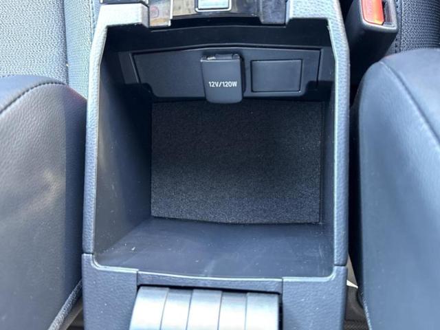 カローラクロス ハイブリッドＺ　新品タイヤ／ガラスルーフ／保証書／ディスプレイオーディオ８インチ／衝突安全装置／シートヒーター／パノラミックビューモニター／車線逸脱防止支援システム／シート　ハーフレザー／電動バックドア　全周囲カメラ（32枚目）