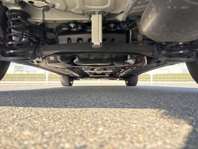 カローラクロス ハイブリッドＺ　新品タイヤ／ガラスルーフ／保証書／ディスプレイオーディオ８インチ／衝突安全装置／シートヒーター／パノラミックビューモニター／車線逸脱防止支援システム／シート　ハーフレザー／電動バックドア　全周囲カメラ（46枚目）